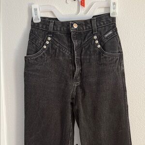 Rocky Mountain Women's Black High-Rise Straight Jeans